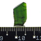 Groen epidoot kristal uit Pakistan