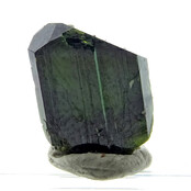 Groen epidoot kristal uit Pakistan