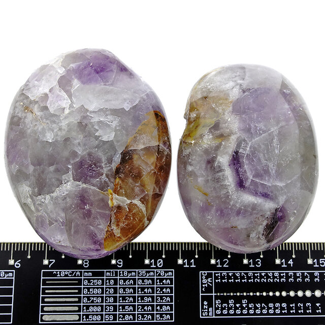2 pieces amethyst palmstones from Madagascar