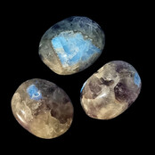 3 pieces amethyst palmstones from Madagascar