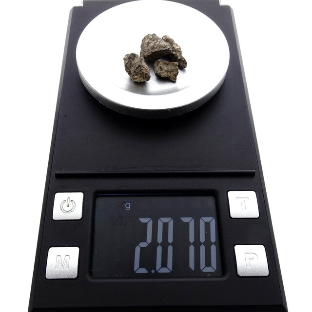 Calate 002 Meteorit aus Chile  4 Stück