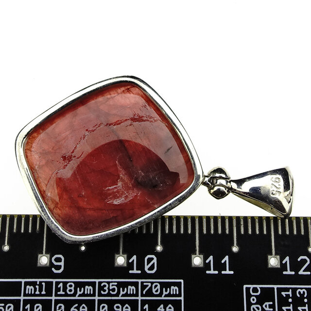 Der rosafarbene Adlerstein