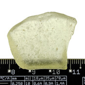 Libyan glass or gold tektite