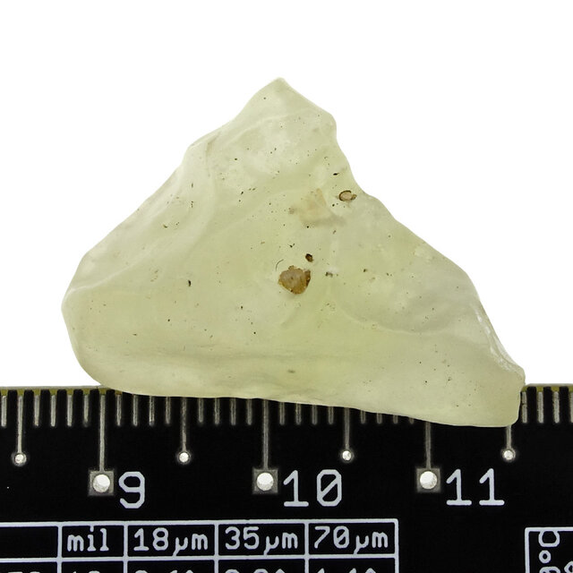 Libyan glass or gold tektite