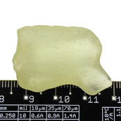 Libyan glass or gold tektite