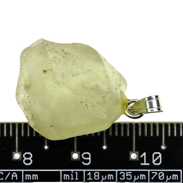 Libyan glass or gold tektite pendant