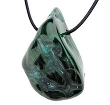 Mooie doorboorde hanger van  chrysocolla uit Congo