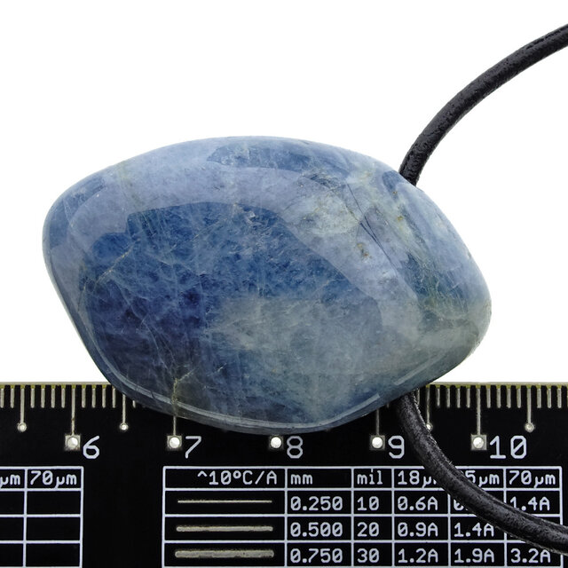 De zee blauwe edelsteen