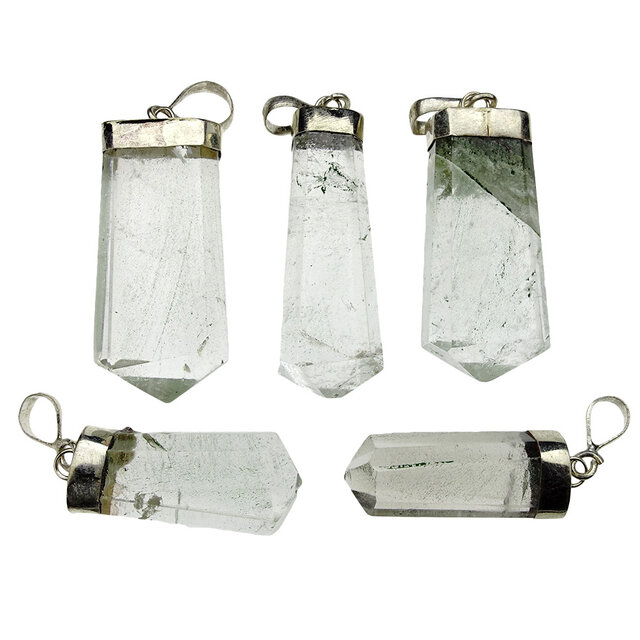 Lodolite, chlorite quartz, shaman stone or scenic quartz