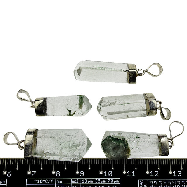 Lodolite, chlorite quartz, shaman stone or scenic quartz