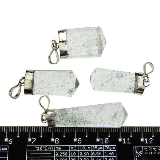 Lodolite, chlorite quartz, shaman stone or scenic quartz