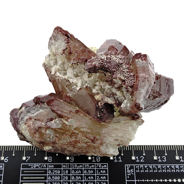 Hämatit-Quarz aus Sambia mit tiefroter Farbe