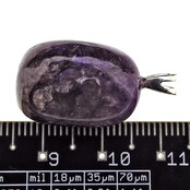 Prachtig paars mineraal uit Siberië