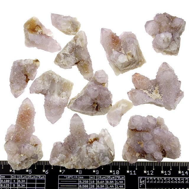 Kaktus oder Spirituosenquarz mit Amethyst