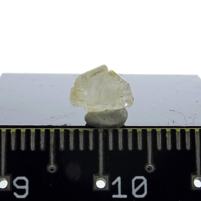 Zeldzaam fenakiet kristal