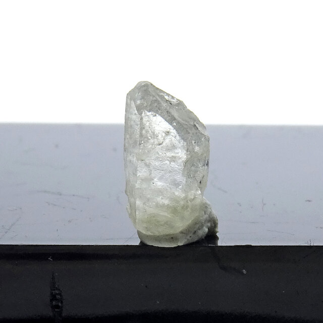 Zeldzaam fenakiet kristal