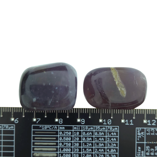 Mooie paarse trommelsten uit Indonesië