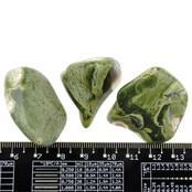 Ryolith ist ein magmatisches Gestein, das mit Obsidian verwandt ist