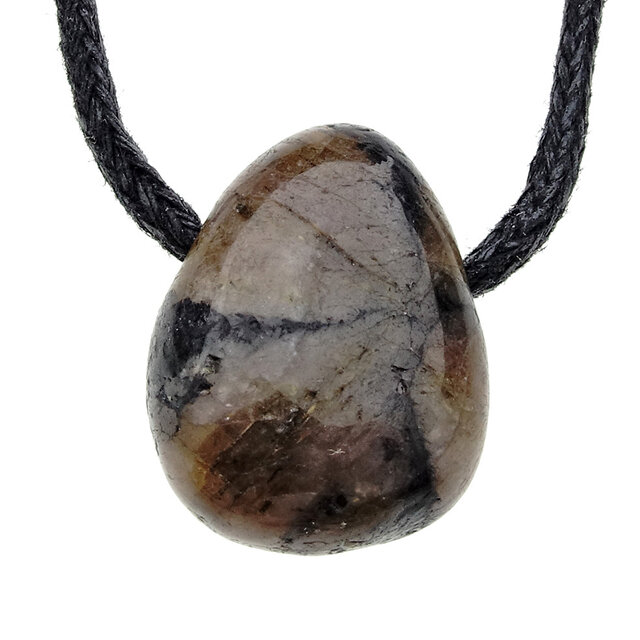 Mineral mit dem charakteristischen Kreuz