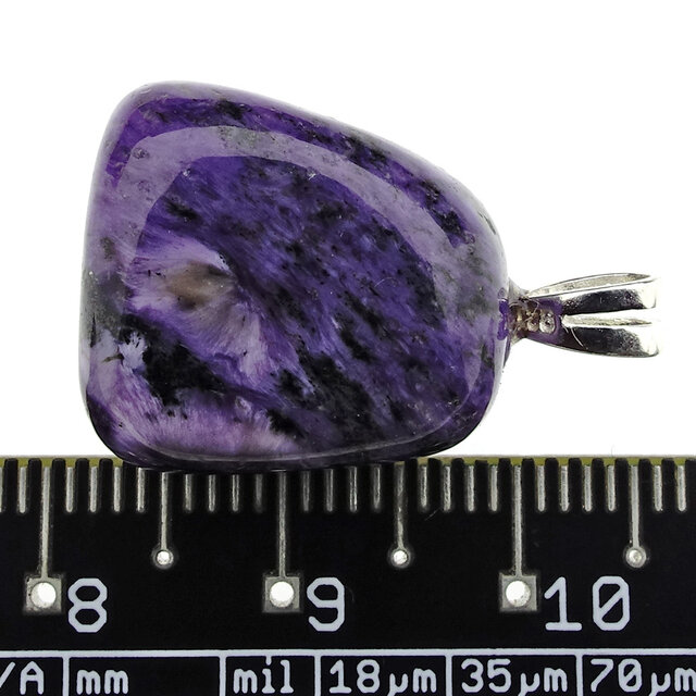 Prachtig paars mineraal uit Siberië