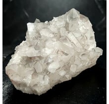 Bergkristallgruppe, klarer Quarz mit natürlichen Kristallspitzen  2,9 KG