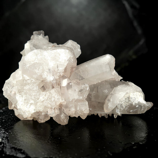 Rock crystal cluster, clear quartz with natural crystal points 2,3 kg