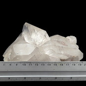 Bergkristal cluster, heldere kwarts met natuurlijke kristalpunten 1,4 kg