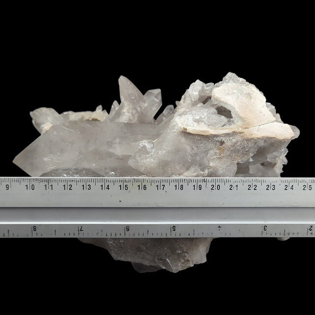 Bergkristal cluster, heldere kwarts met natuurlijke kristalpunten 2 kg