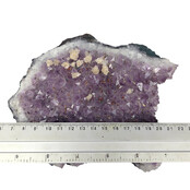 Amethyst, from calming properties to deep transformations, 1390 grams