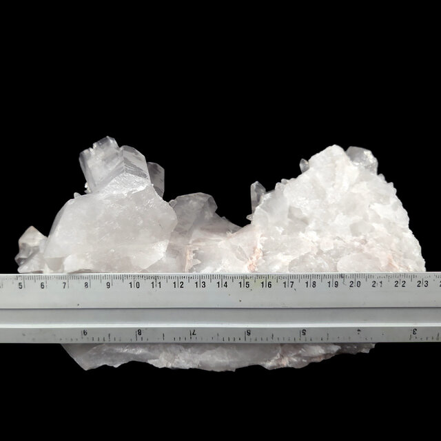 Rock crystal cluster, clear quartz with natural crystal points 1,6 kg
