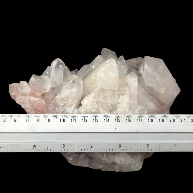 Bergkristallgruppe, klarer Quarz mit natürlichen Kristallspitzen  1,8 KG