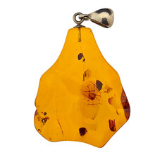 Amber pendant