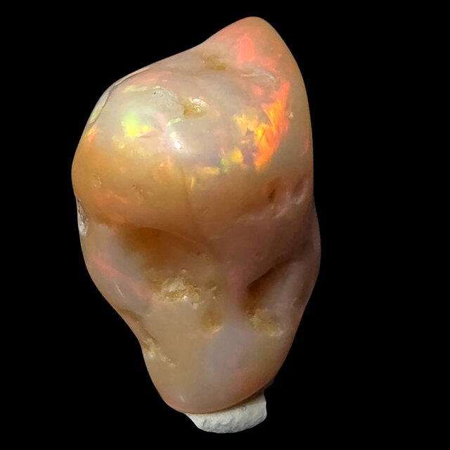 Tumbled Welo opal