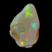 Getrommelter Welo-Opal