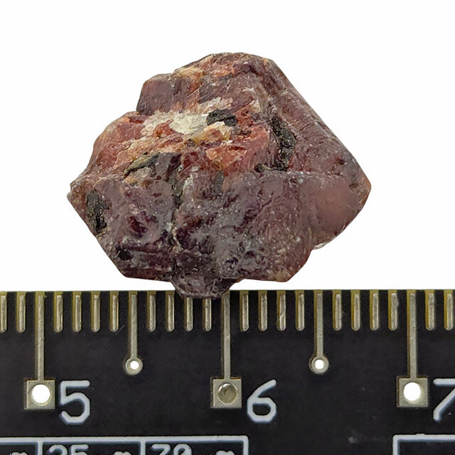 Zircon, the ancient mineral from the earth's crust