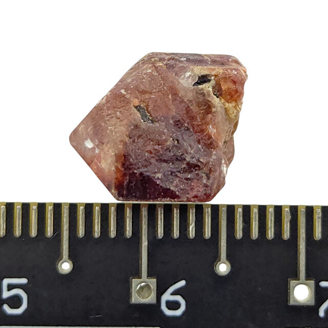 Zircon, the ancient mineral from the earth's crust