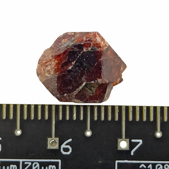 Zirkon, das alte Mineral aus der Erdkruste