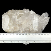 Bergkristallgruppe, klarer Quarz mit natürlichen Kristallspitzen  2,6 KG