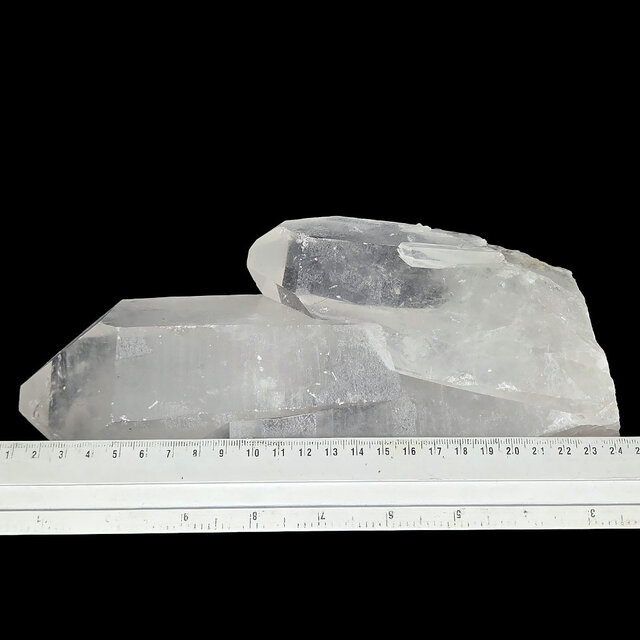 Bergkristallgruppe, klarer Quarz mit natürlichen Kristallspitzen  3,2 KG