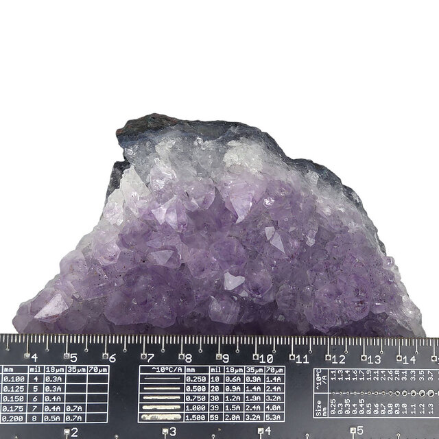 Amethyst, from calming properties to deep transformations, 400 grams