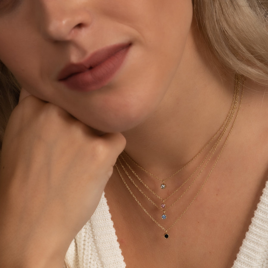 My Bendel Mooie gouden ketting met Zirkoniasteentje. Verkleurt niet.
