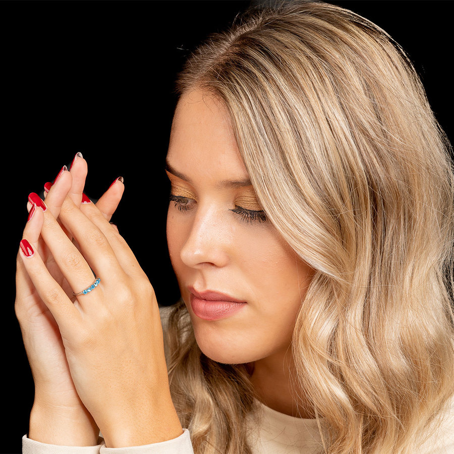 My Bendel Ring mit 4mm großen blauen Zirkonia Steinen