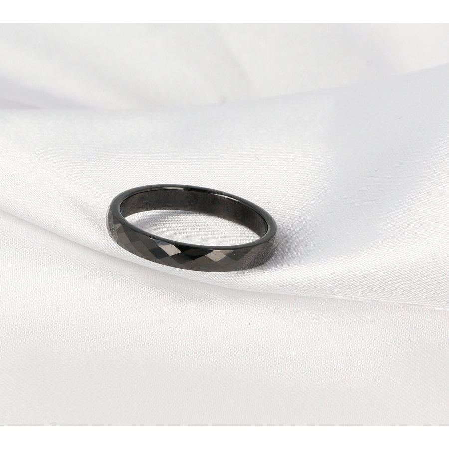 My Bendel Keramische, onbreekbare, mooie zwarte dames ring. Verkleurt niet.
