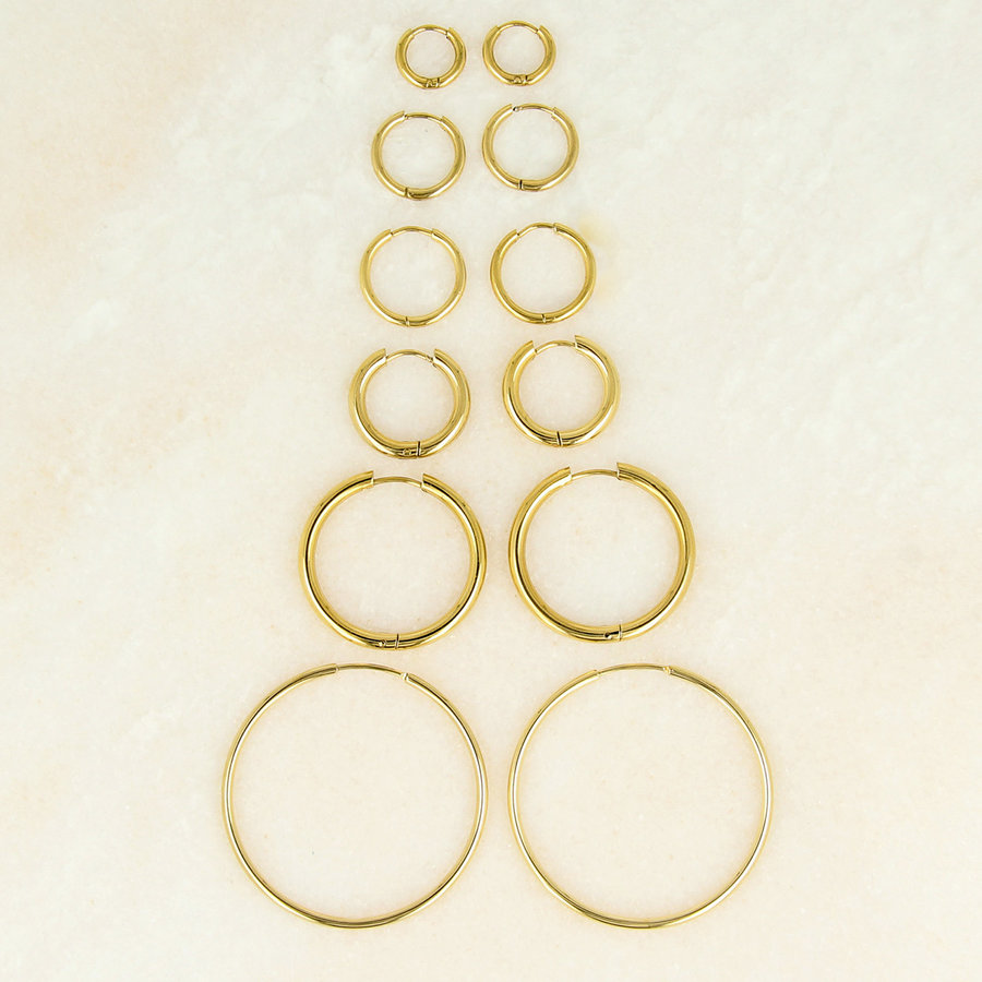 My Bendel Stijlvolle Gouden Oorringen: 30mm Elegantie in Nikkelvrij Staal - Ontdek Nu bij My Bendel!