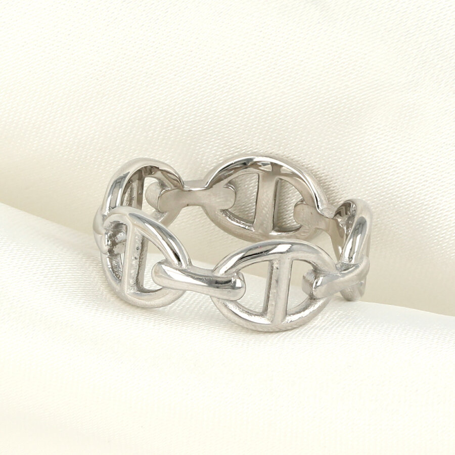 My Bendel Stijlvolle zilveren schakels ring, modern design, glanzend zilver. Perfecte look. 1 jaar garantie.
