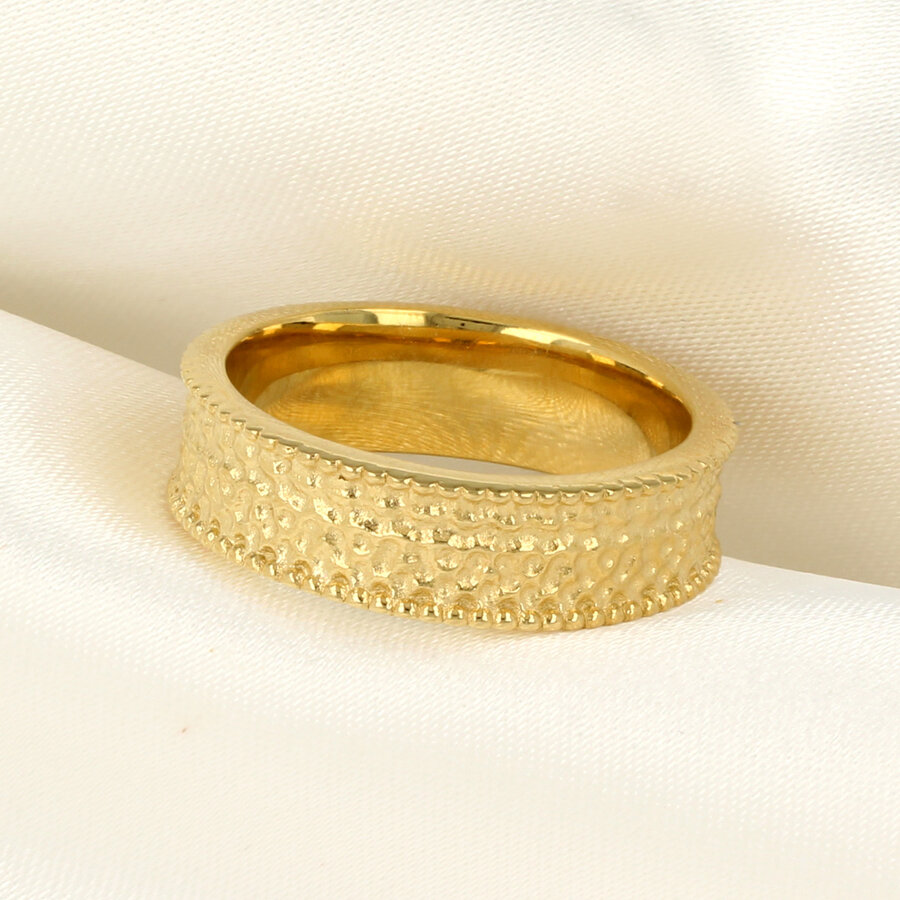 My Bendel Brede gouden ring met structuur