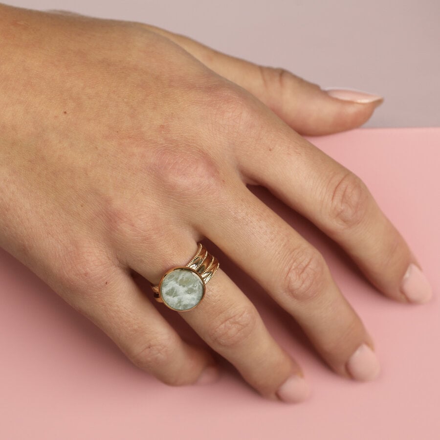 My Bendel Gouden ringenset met bladmotief ringen en een ring met Amazoniet edelsteen