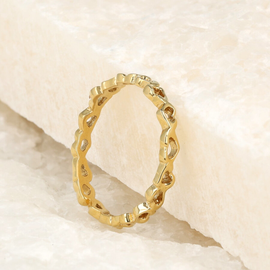 My Bendel Gouden ring met open hartjes patroon