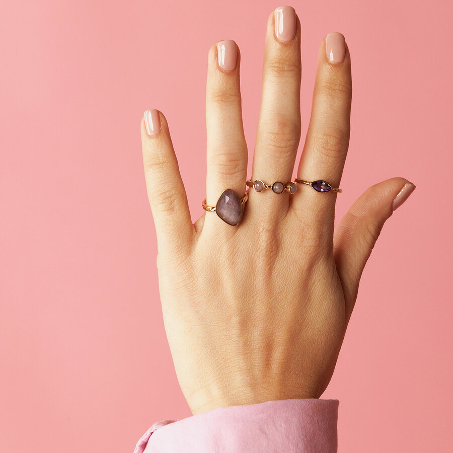 My Bendel Subtle gemstones in Lilac Quartz incorporated into a gold ring