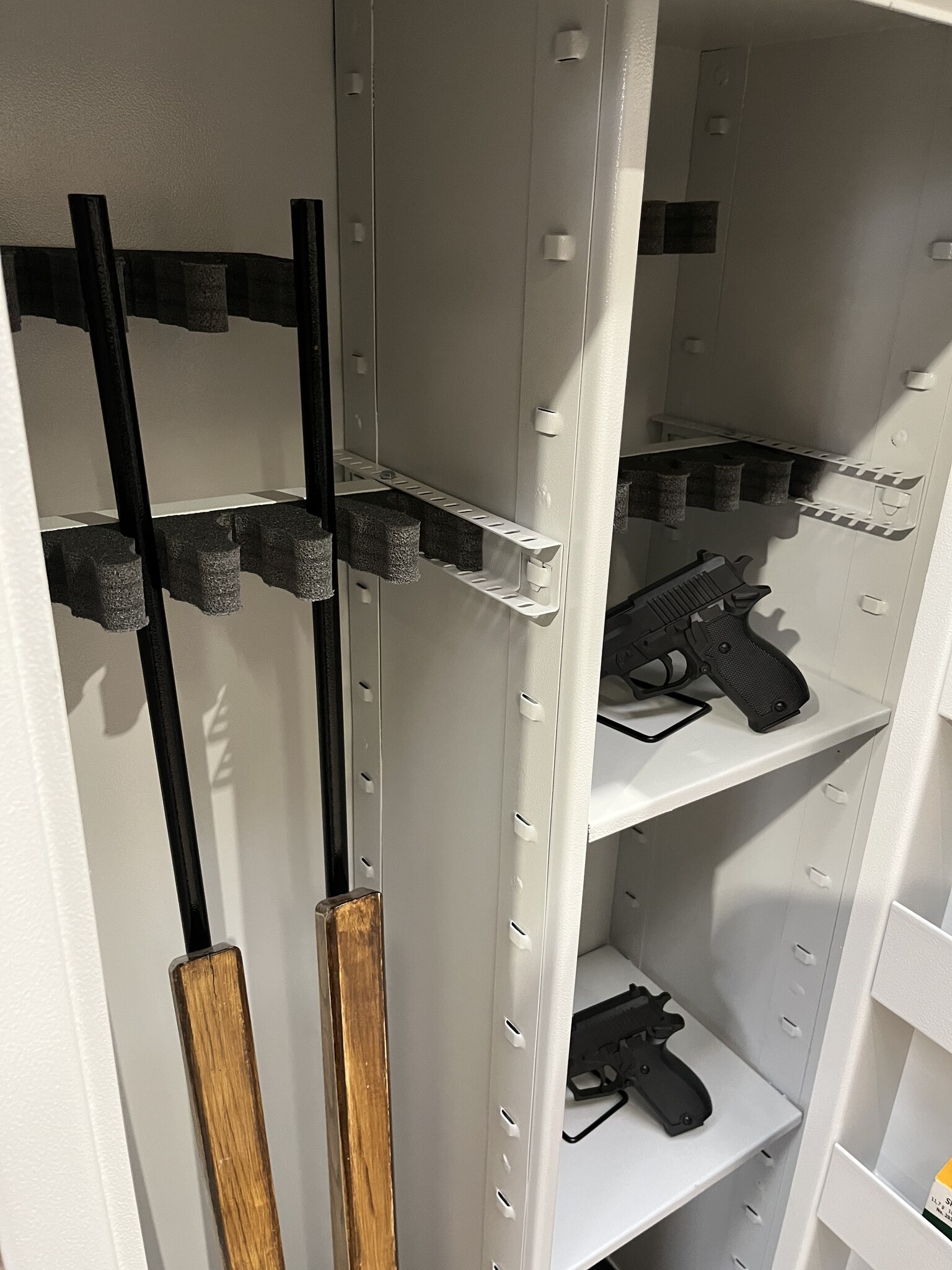 Wapenkluis Delta Com moduleerbaar